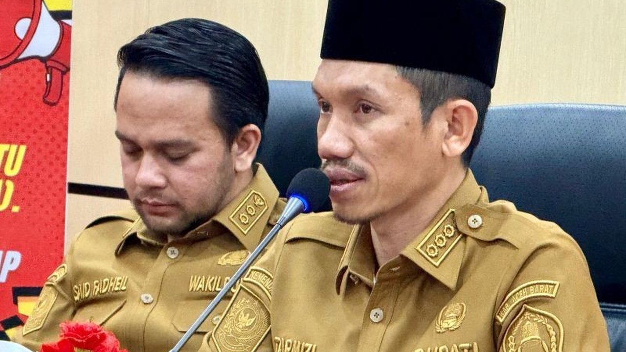 Kejaksaan Negeri Aceh Barat menahan empat ASN aktif dan satu pensiunan terkait dugaan korupsi insentif pajak daerah. Pemkab Aceh Barat menghormati proses hukum penahanan ASN ini dan meminta semua pihak bersabar.