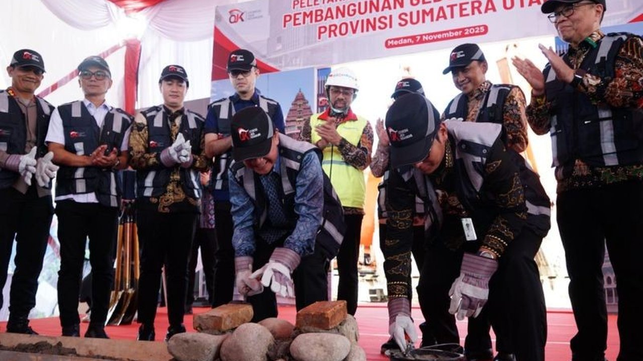 Otoritas Jasa Keuangan (OJK) memulai pembangunan gedung kantor baru di Sumatera Utara untuk memperkuat layanan publik dan pengawasan sektor keuangan, menegaskan komitmennya mendekatkan diri kepada masyarakat.