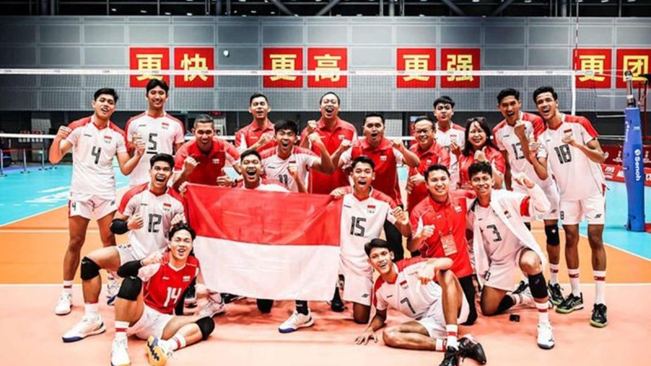 Timnas Voli Putra U-21 Indonesia harus mengakui keunggulan Ukraina dalam laga sengit lima set di Kejuaraan Dunia, menelan kekalahan kedua dan kini di posisi keempat Pul D.
