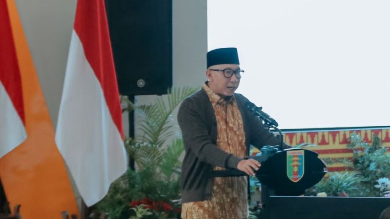 Gubernur Rahmat Mirzani Djausal tegaskan Pemprov Lampung fokus pada pembenahan birokrasi agar lebih responsif, mendukung daya saing dunia usaha, dan pertumbuhan ekonomi inklusif.