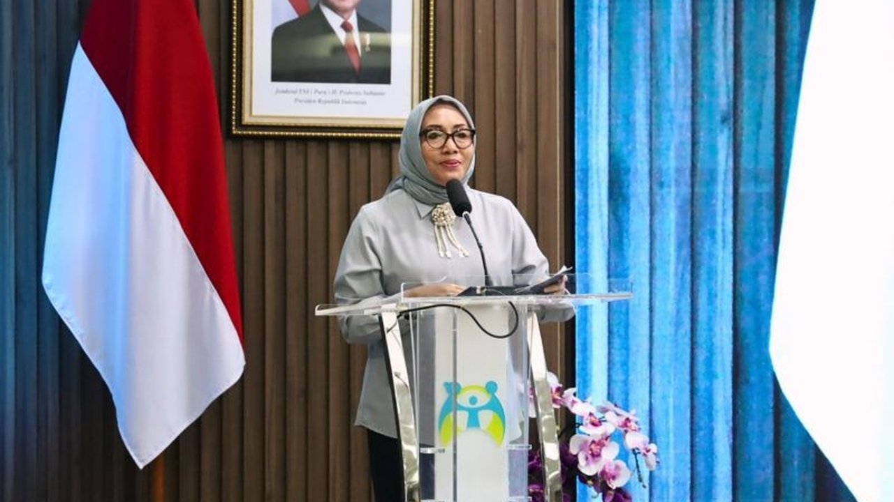 Perpres 87 Tahun 2025 resmi menjadi tonggak penting perlindungan anak di era digital Indonesia. Regulasi ini perkuat mitigasi ancaman siber dan kolaborasi lintas sektor demi keamanan anak.