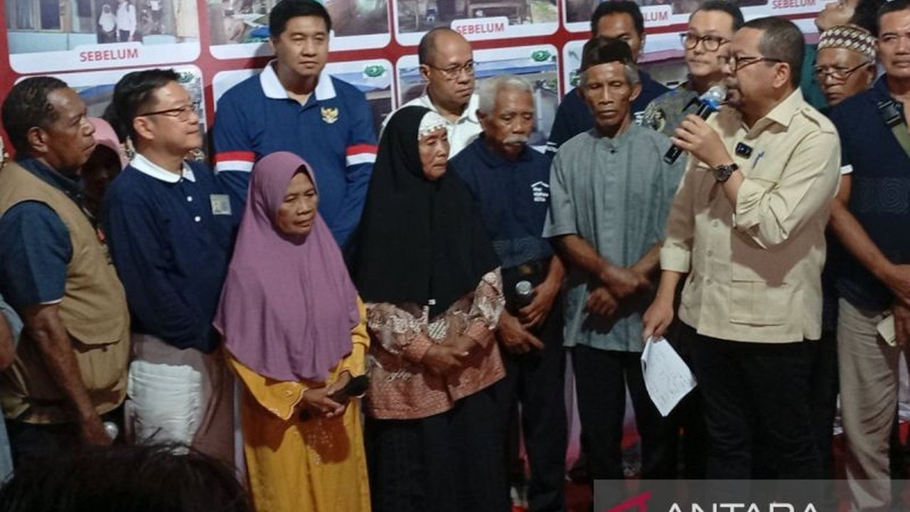 Menteri PKP Maruarar Sirait menekankan gotong royong sebagai kunci sukses program Renovasi Rumah Rakyat. Kolaborasi pemerintah, dunia usaha, dan masyarakat wujudkan rumah layak huni.