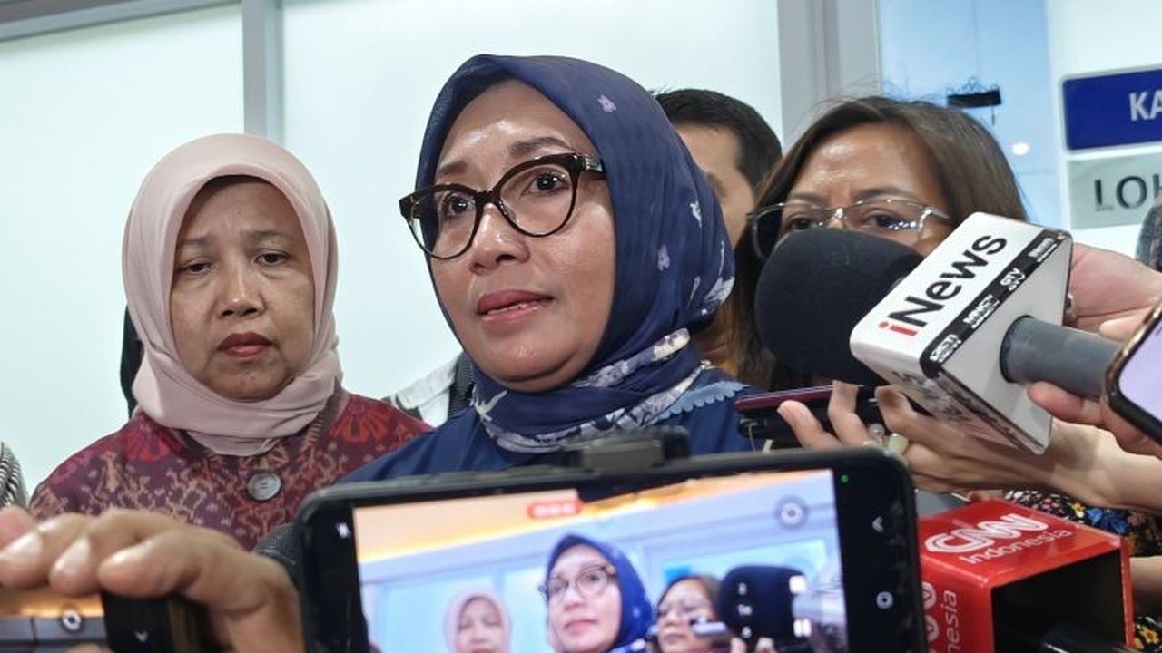 Menteri PPPA merekomendasikan penyesuaian metode belajar di SMAN 72 Jakarta Utara pasca insiden ledakan, demi pemulihan psikologis siswa, guru, dan orang tua.