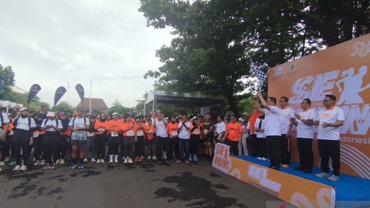 BPS Pati menggelar SE Run untuk sosialisasi Sensus Ekonomi 2026, mengajak masyarakat berpartisipasi aktif. Bupati Pati menekankan akurasi data penting untuk kebijakan tepat sasaran.