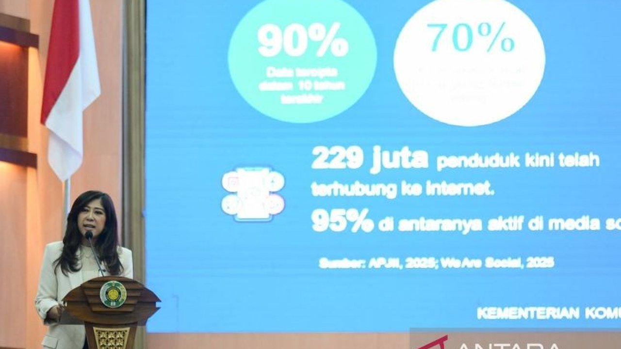 Pemerintah serius melindungi anak-anak dari ancaman di ruang digital melalui PP Tunas. Menkomdigi Meutya Hafid menyebut regulasi ini bukti komitmen kuat negara terhadap perlindungan anak.
