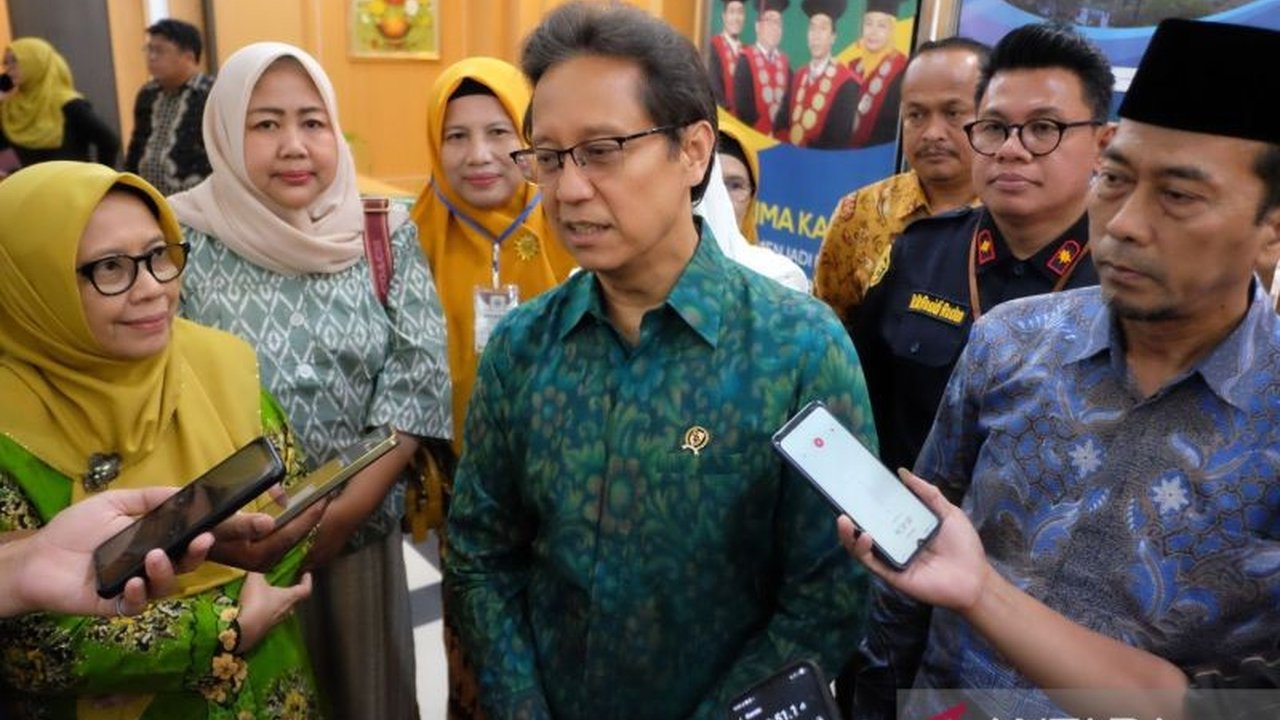 Kementerian Kesehatan (Kemenkes) memperluas program skrining TBC terpadu untuk deteksi dini, menargetkan 100 puskesmas di delapan provinsi prioritas guna menekan angka penularan.