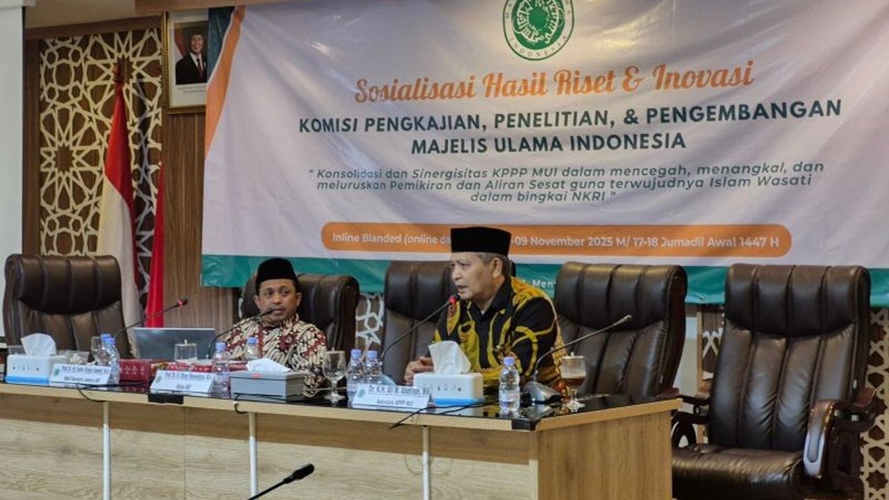 Majelis Ulama Indonesia (MUI) menyoroti maraknya tarekat menyimpang yang tidak sesuai prinsip muktabaroh di Indonesia, melakukan mediasi hingga pembinaan demi menjaga ketahanan nasional.