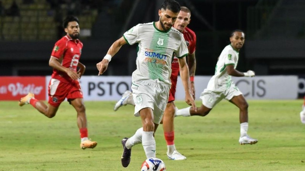 Kekalahan di pekan akhir Liga 2 memicu desakan suporter PSMS Medan agar manajemen segera melakukan evaluasi menyeluruh, termasuk jajaran pelatih, demi target Liga 1.