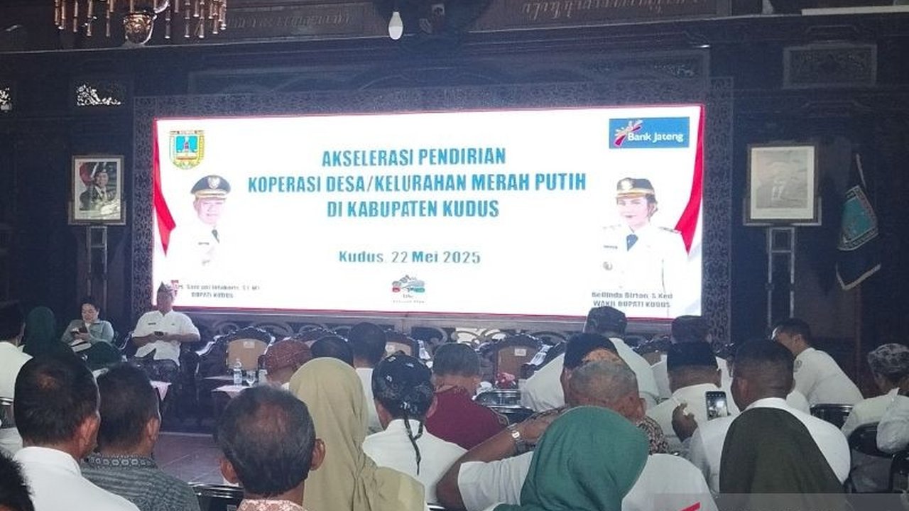 Inisiatif Pembangunan Gedung Koperasi Kudus di 37 desa siap mendongkrak ekonomi lokal. Puluhan desa telah menyiapkan lahan seluas 1.000 meter persegi, menandai babak baru pengembangan KDKMP.