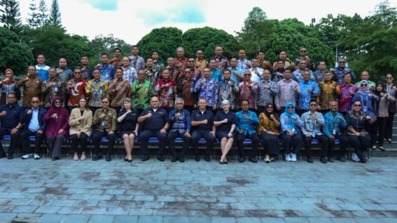 Badan Narkotika Nasional (BNN) RI dan Kementerian Dalam Negeri Federasi Rusia memperkuat Kerja Sama BNN Rusia melalui pelatihan investigasi narkotika, demi meningkatkan profesionalisme penegakan hukum dan memberantas jaringan narkotika.