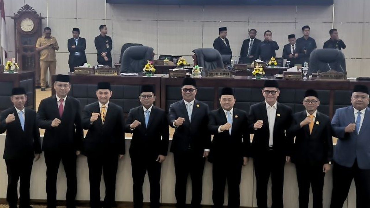 Pemprov dan DPRD Banten menyepakati KUA-PPAS 2026 Banten dengan fokus efisiensi anggaran, pemerataan pembangunan, dan penguatan ekonomi rakyat untuk RAPBD 2026.