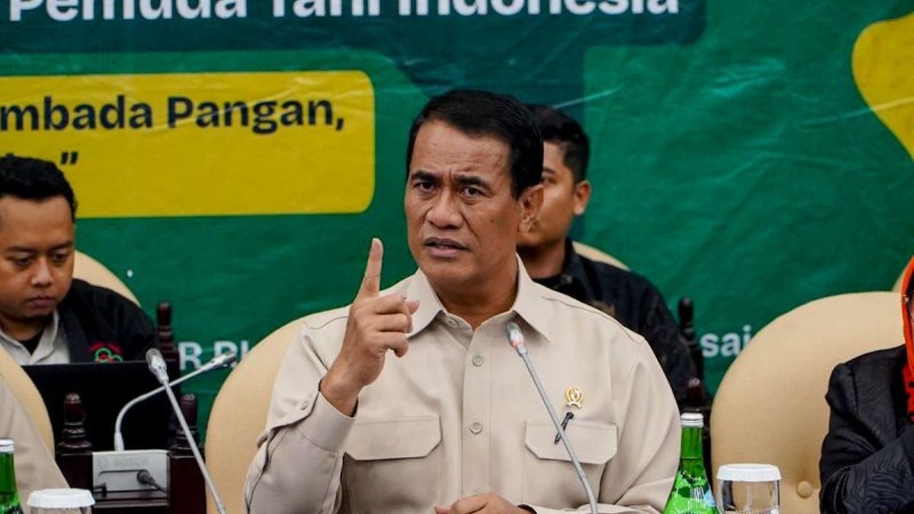 Kepala Bapanas dan Mentan Andi Amran Sulaiman menegaskan peran vital petani muda dalam mewujudkan kedaulatan pangan dan memperkuat ketahanan pangan nasional secara berkelanjutan.