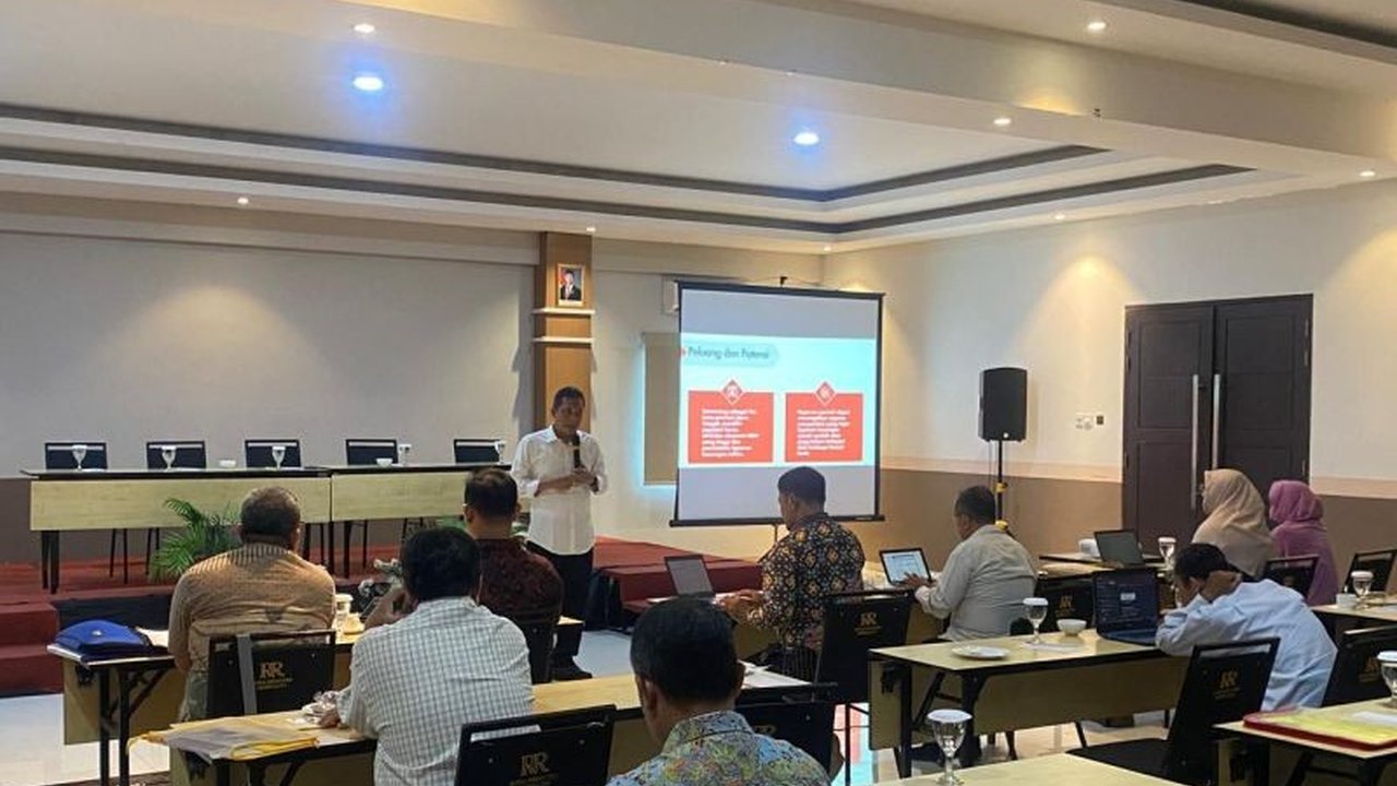 DPRD Kota Semarang menekankan perlunya dukungan kebijakan demi penguatan koperasi syariah Semarang sebagai pilar ekonomi kerakyatan dan inklusi keuangan, menghadapi tantangan manajemen dan literasi.