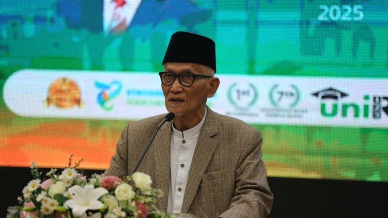 Rais Aam PBNU tegaskan Peran Pesantren sebagai mitra strategis negara dalam membangun peradaban dan ketahanan sosial. Dukungan pemerintah makin nyata, bagaimana dampaknya?