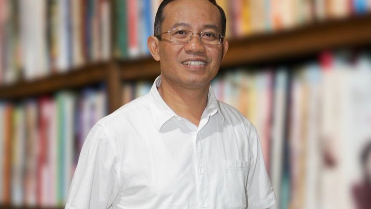 Pakar pendidikan UIN Saizu, Prof Fauzi, menyoroti pentingnya pendekatan humanis sebagai strategi efektif untuk menangkal paham radikal di lingkungan sekolah dan mencegah pemikiran keras.