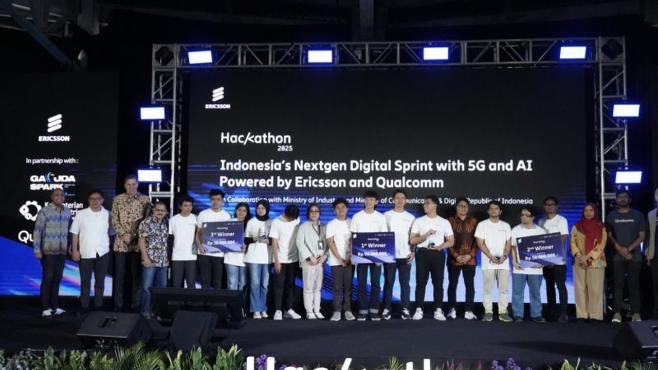 Kementerian Perindustrian (Kemenperin) menggandeng Ericsson dan Qualcomm untuk mempercepat digitalisasi industri RI melalui Hackathon 2025 bertema 5G dan AI, mendorong inovasi dan daya saing nasional.