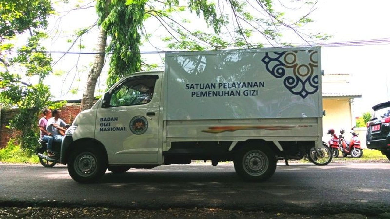 Upaya percepatan penerbitan SLHS Dapur MBG di Lombok Tengah terus digencarkan Dinkes demi menjamin keamanan pangan program Makan Bergizi Gratis bagi 300 ribu penerima manfaat.