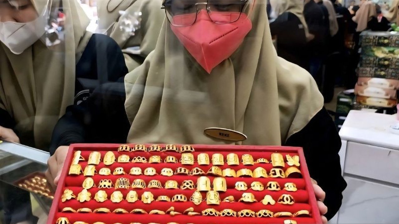 Inflasi Lampung pada Oktober 2025 mencapai 1,20% (yoy), didorong oleh kenaikan harga emas perhiasan yang signifikan. Apa saja faktor lain yang memengaruhi dan bagaimana proyeksi ke depan?