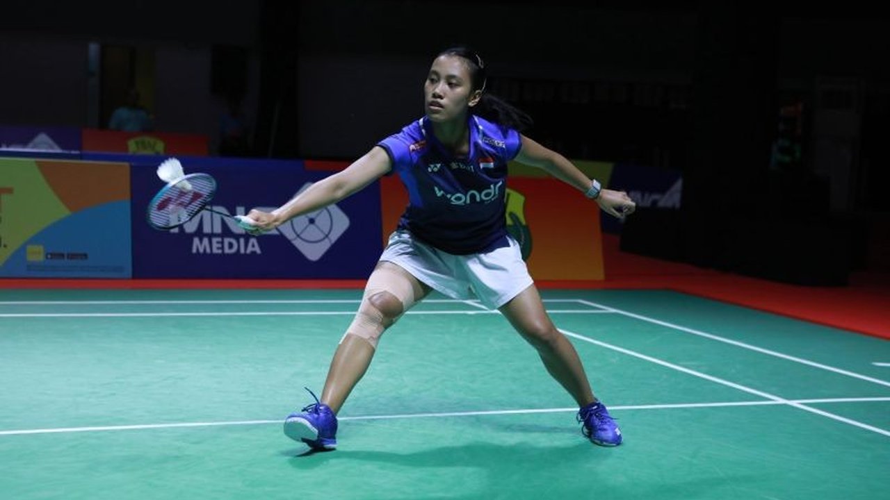 Mutiara Ayu Puspitasari berhasil melangkah ke final Indonesia International Challenge 2025 usai menaklukkan Siti Zulaikha, membalas kekalahan sebelumnya. Siapakah lawan selanjutnya?