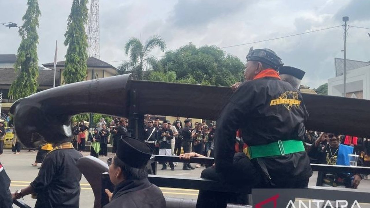 Festival Golok Day Cilegon, ikon budaya Banten, kini resmi masuk kalender event nasional mulai 2026, membuka jalan menuju panggung internasional dan dukungan penuh pemerintah.