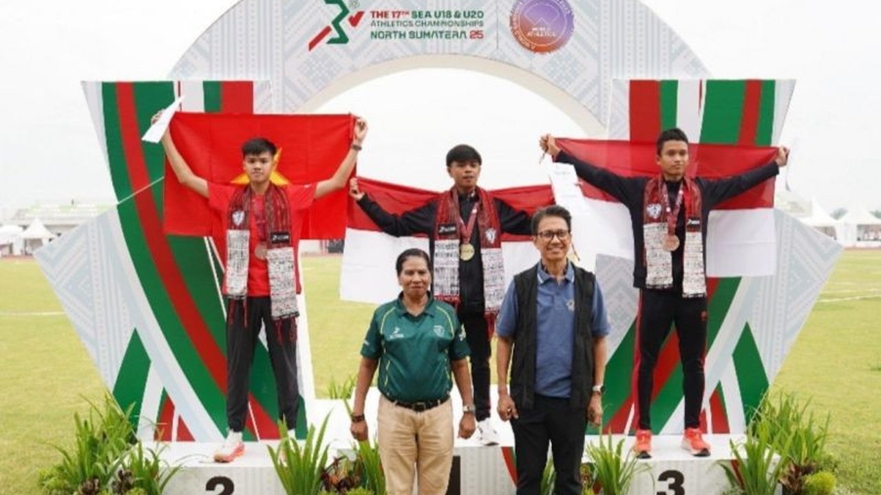 Pelari muda Kubalang Geonly sukses menyumbangkan medali emas bagi Indonesia di Kejuaraan Atletik Asia Tenggara U-18 dan U-20 2025, menambah koleksi medali tim Merah Putih dan memperkuat posisi Indonesia dalam klasemen sementara.