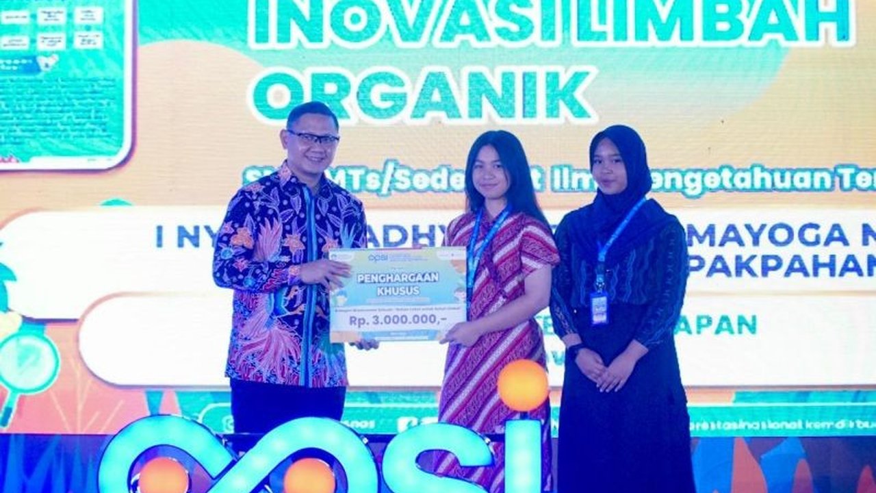 Kontingen Jawa Timur berhasil mempertahankan gelar juara umum Olimpiade Penelitian Siswa Indonesia (OPSI) 2025 dengan raihan 21 medali, menegaskan dominasi dalam ajang bergengsi ini.