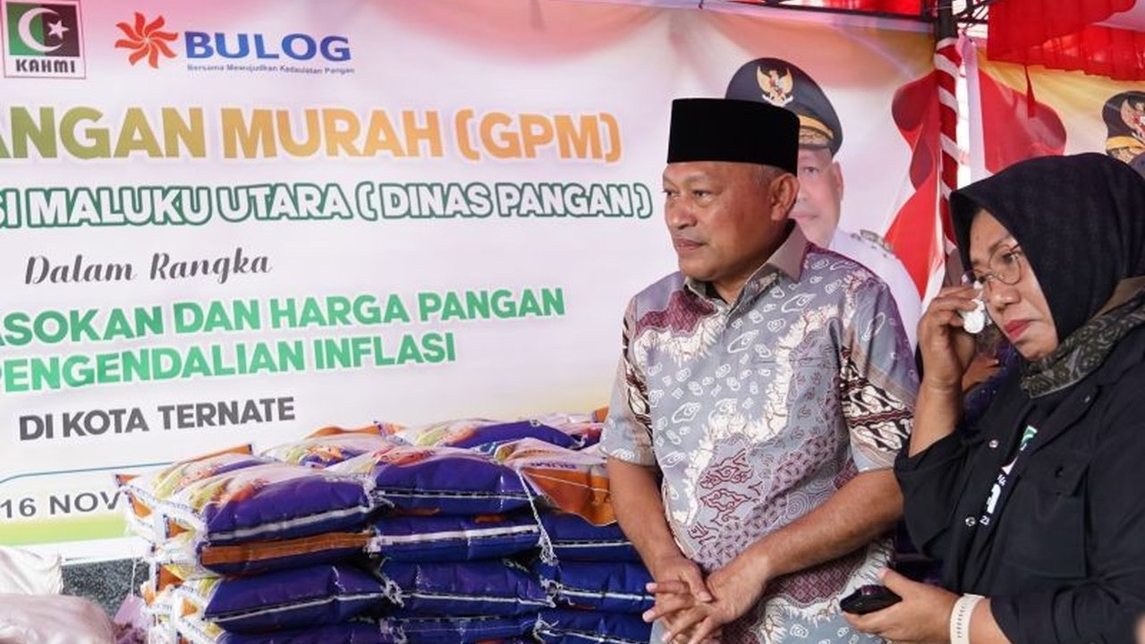 Pemerintah Provinsi Maluku Utara berkolaborasi dengan KAHMI Malut menggelar Gerakan Pangan Murah Ternate untuk menekan harga bahan pokok dan memastikan keterjangkauan pangan bagi masyarakat.