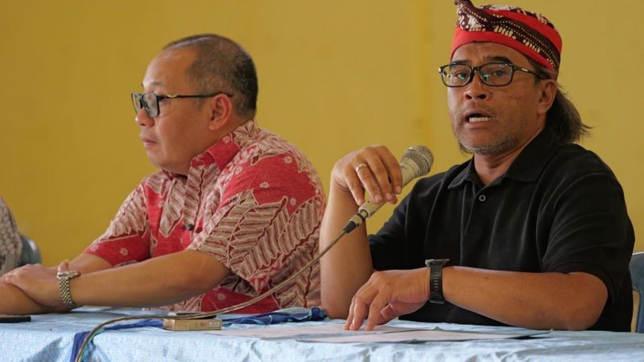 Bupati Temanggung menemui warga terdampak proyek Pembebasan Lahan Tol Bawen-Yogyakarta di Pringsurat, berkomitmen mengawal hak masyarakat agar tidak ada yang dirugikan dalam pembangunan PSN ini.