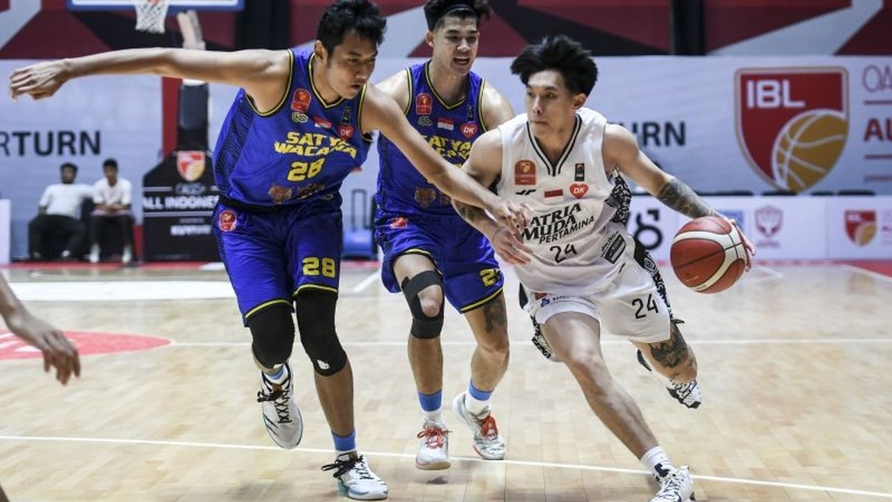 Satya Wacana Salatiga resmi melepas Naufal Narendra Ranggajaya setelah empat musim kebersamaan di IBL. Keputusan ini diambil sebagai bagian dari perombakan skuad untuk IBL 2026.
