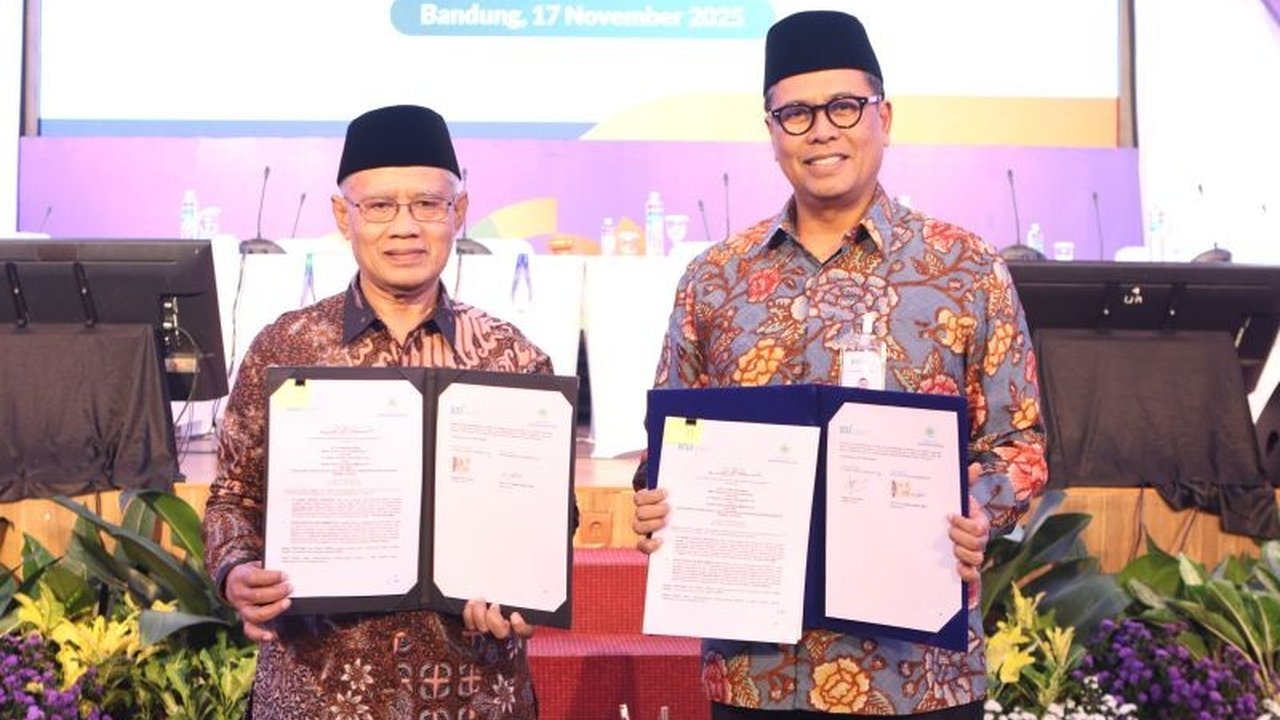 Kemitraan Muhammadiyah BSI semakin erat dengan penandatanganan MoU strategis untuk pengembangan ekosistem ekonomi syariah, integrasi digital, dan pemberdayaan UMKM.