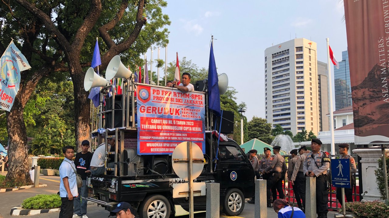 Pemprov DKI Jakarta Tunggu Pedoman Kemnaker Sebelum Tetapkan UMP 2026