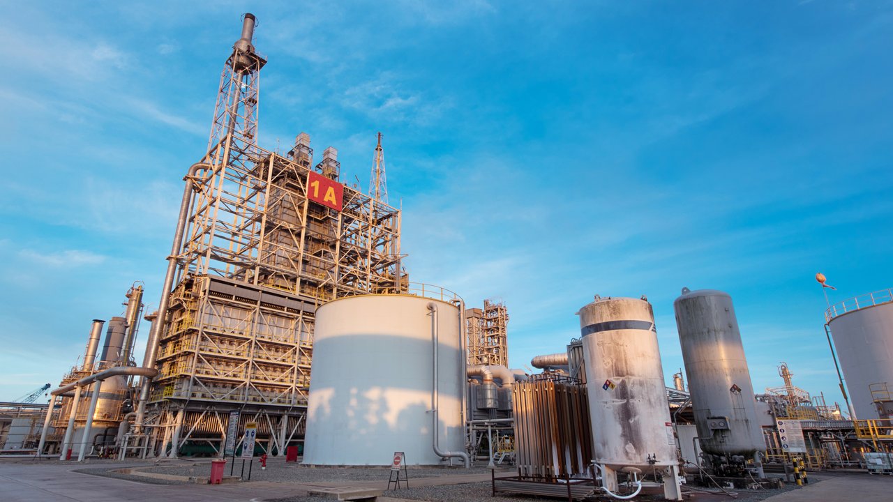 Perkuat Rantai Pasok, Pertamina-Pupuk Kaltim Kerja Sama Jual Beli Soda Ash di Pasar Domestik
