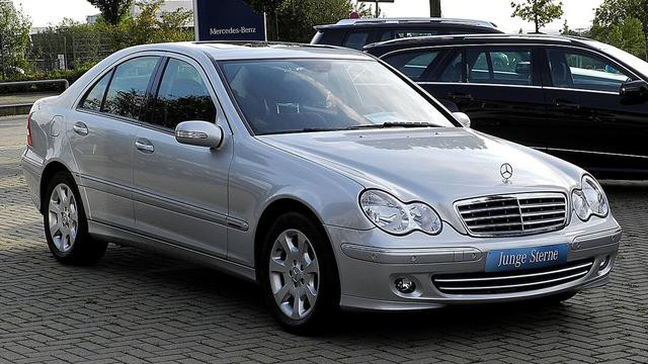 Mercedes-Benz C-Class W203 (source: wikimedia.org)