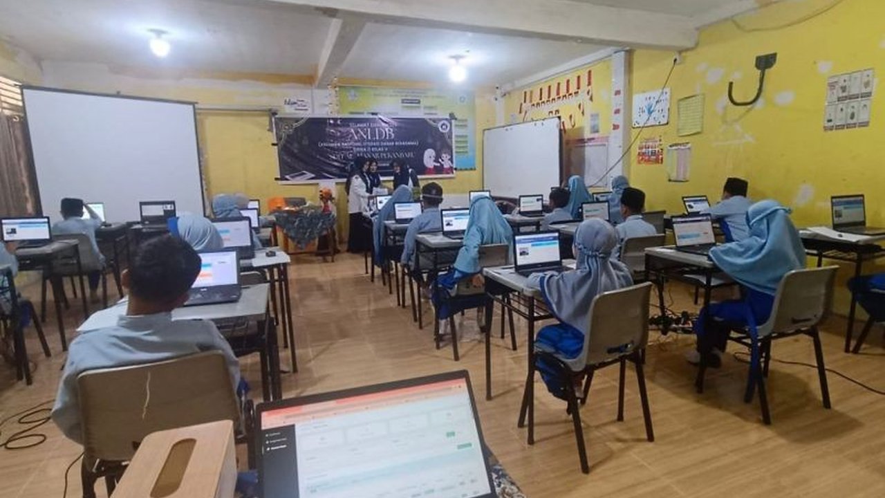 Kementerian Agama gelar Asesmen Literasi Dasar Beragama (ANLDB) bagi 13 ribu siswa SD se-Indonesia, bertujuan mengukur pengetahuan, praktik ibadah, dan sikap keagamaan.
