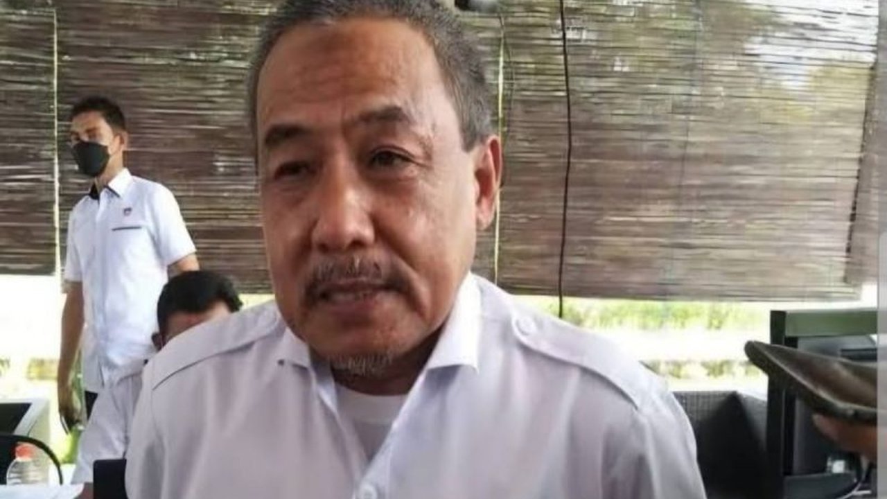 Pemerintah Provinsi Sulawesi Barat (Sulbar) memastikan stabilitas harga kebutuhan pokok menjelang Hari Besar Keagamaan Nasional (HBKN) Natal dan Tahun Baru 2026, dengan berbagai intervensi pasar.