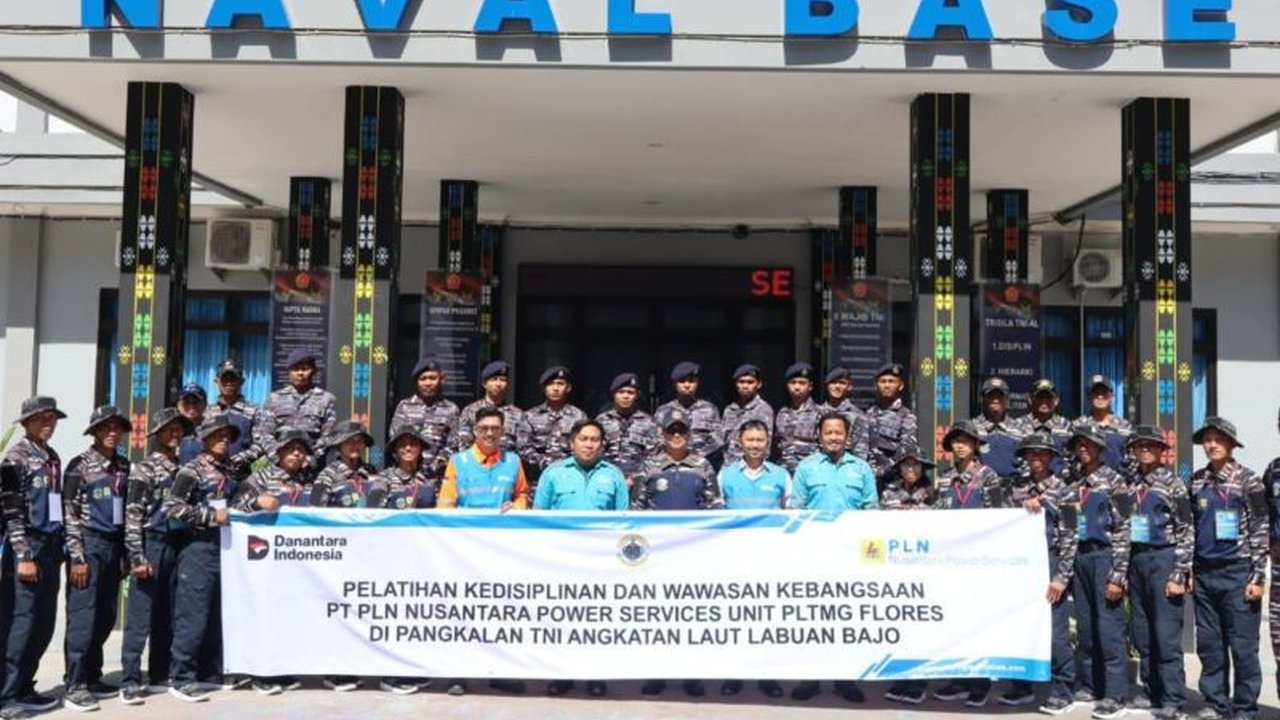 PT PLN Nusantara Power Services Unit PLTMG Flores mengadakan Pelatihan Kedisiplinan PLN dan wawasan kebangsaan di Lanal Labuan Bajo untuk membentuk karakter serta etika kerja karyawan.