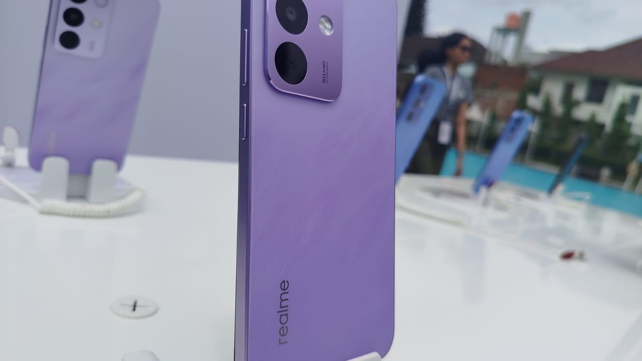 Realme C85 Series Pro Bawa Baterai Ultra 7000mAh dan AI Canggih untuk Para Pekerja Lapangan