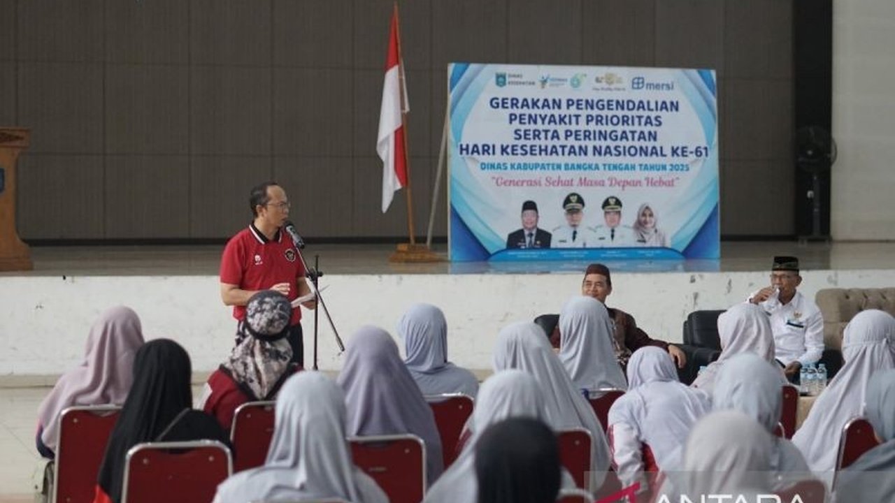 Dinas Kesehatan Bangka Tengah fokus pada deteksi dini dan pengendalian penyakit lansia seperti stroke, jantung, dan kanker, guna meningkatkan angka harapan hidup daerah. Program ini bertujuan agar penanganan dapat dilakukan lebih cepat dan tepat.