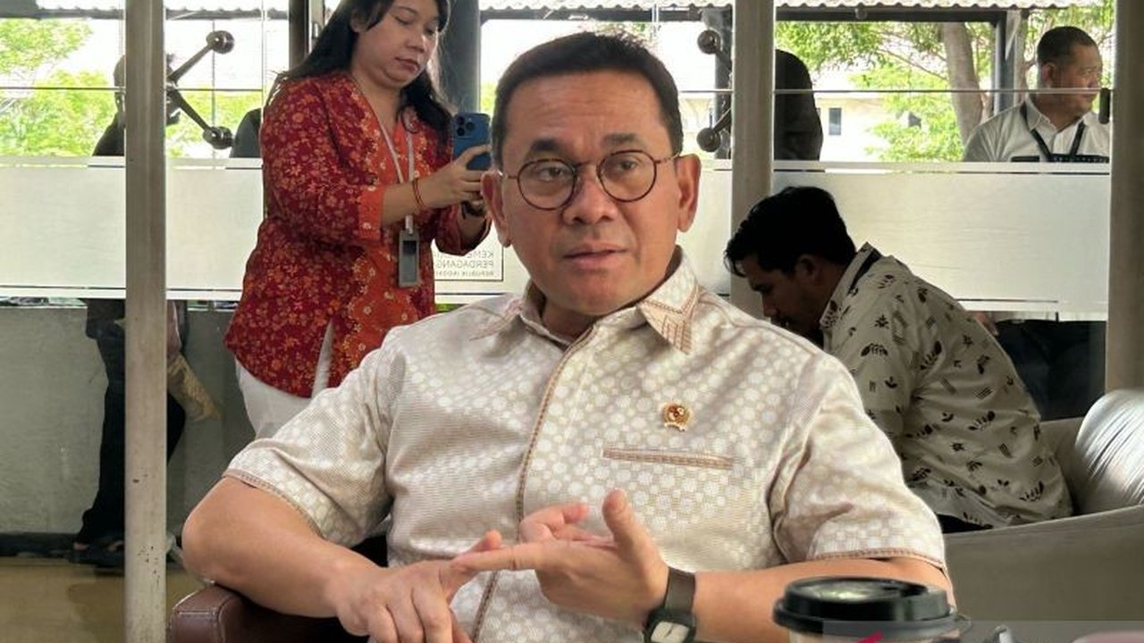 Kementerian Perdagangan (Kemendag) memastikan kondisi Harga Pangan Stabil Nataru 2025-2026 di berbagai daerah, meski ada potensi gejolak pada komoditas tertentu. Bagaimana strategi pemerintah?