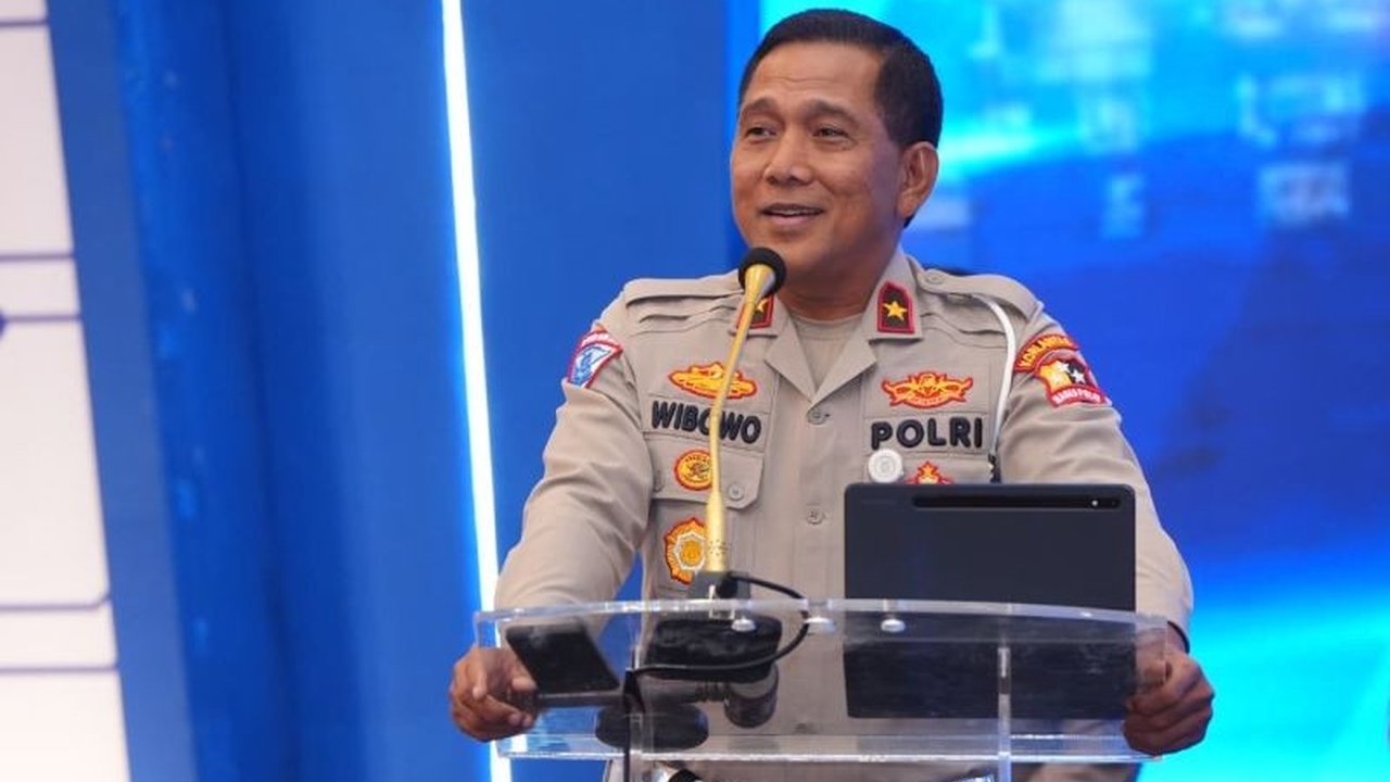 Korlantas Polri terus berkomitmen meningkatkan layanan e-BPKB, sebuah transformasi digital untuk administrasi kendaraan bermotor yang lebih aman, cepat, dan mudah diakses masyarakat.