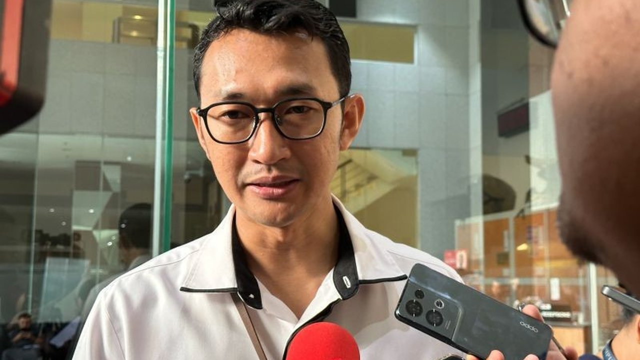 Komisi Pemberantasan Korupsi (KPK) terus mendalami kasus pengadaan fiktif di PT PP (Persero) dengan **KPK Periksa PT PP** dan tiga pegawainya untuk menghitung kerugian negara yang ditaksir mencapai Rp80 miliar.