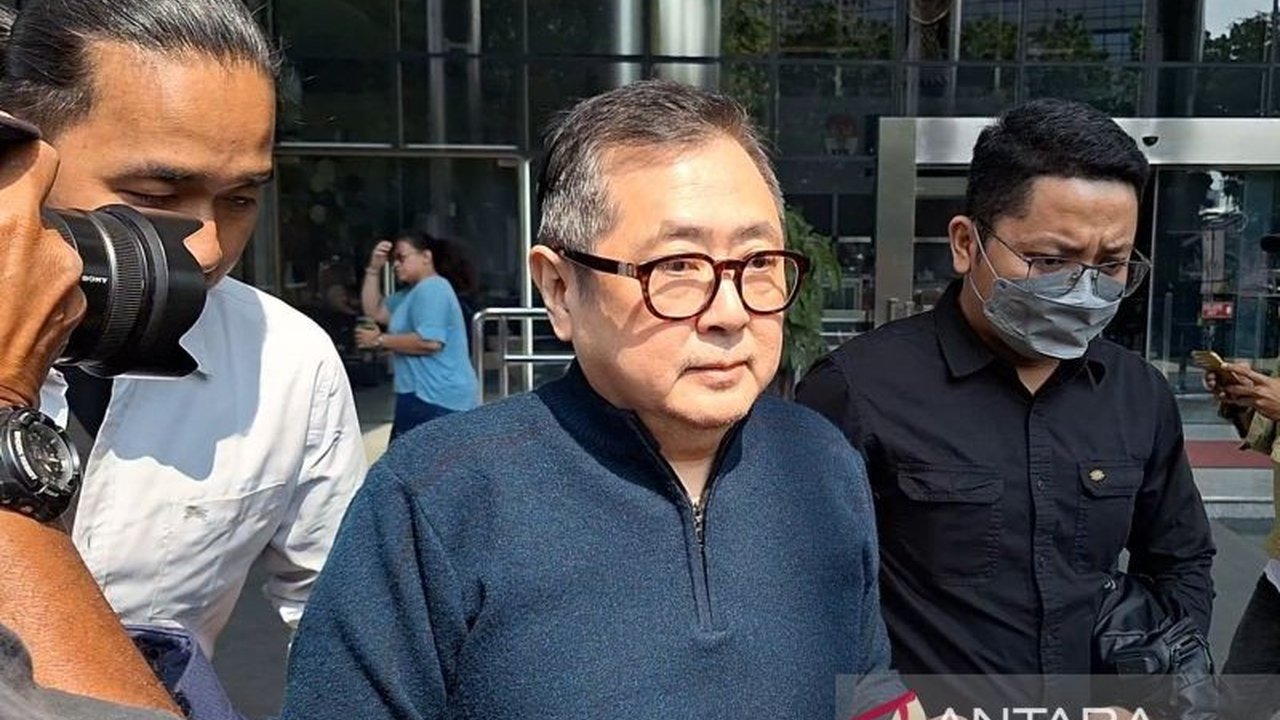 Komisaris Utama PT DNR Logistics, Rudy Tanoe, resmi ditetapkan sebagai Rudy Tanoe Tersangka KPK terkait kasus korupsi bansos Kemensos. Pengajuan praperadilan membuka babak baru penyelidikan.