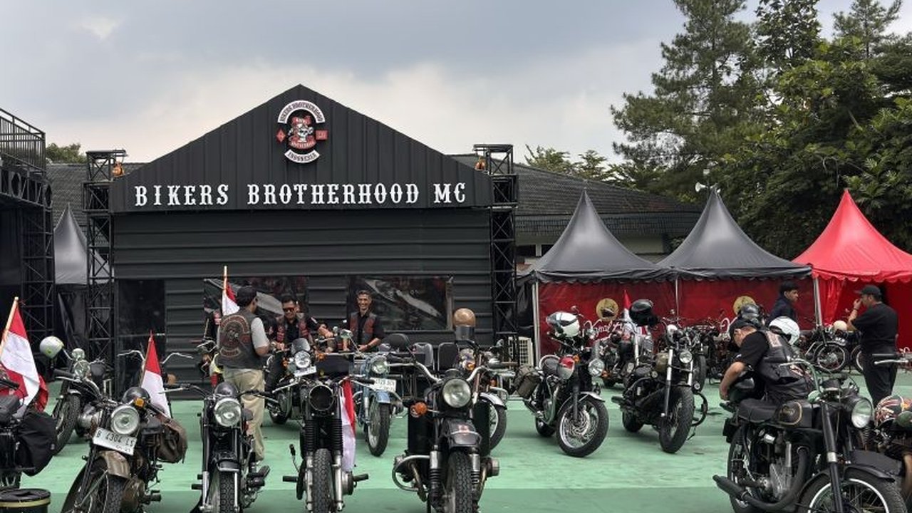 Puncak peringatan HUT ke-37 BBMC Indonesia di Bandung sukses digelar, menarik ratusan klub motor dari berbagai daerah dan mancanegara dengan beragam acara budaya dan otomotif.