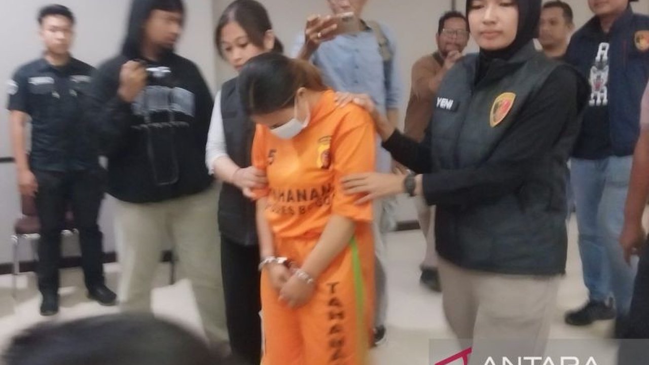 Aparat Polres Bogor berhasil melakukan penangkapan pelaku pembunuhan pedagang di Cisarua, NAF (32), hanya dalam waktu kurang dari delapan jam setelah penemuan jenazah korban. Apa motif di balik kejahatan keji ini?