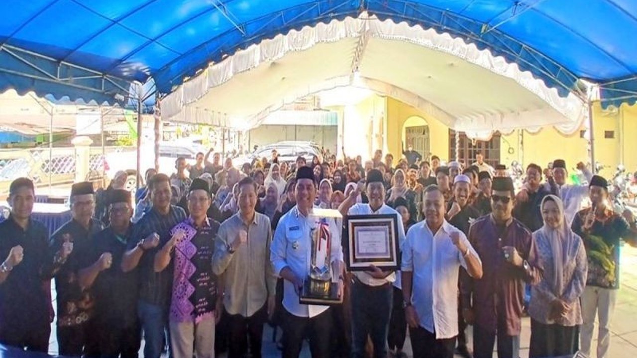 Pemerintah Kabupaten Barito Utara mengapresiasi Kafilahnya yang meraih juara umum MTQH Kalteng dengan bonus Kafilah Barito Utara senilai Rp300 juta dan hadiah umrah, memicu rasa bangga.