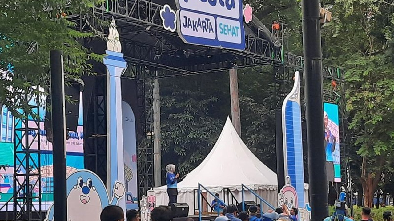 Pemerintah Provinsi DKI Jakarta berhasil meraih Rekor MURI atas tantangan kesehatan 'Downgrade Ukuran Bajumu 3.0', melibatkan ribuan peserta dalam upaya deteksi dini PTM.