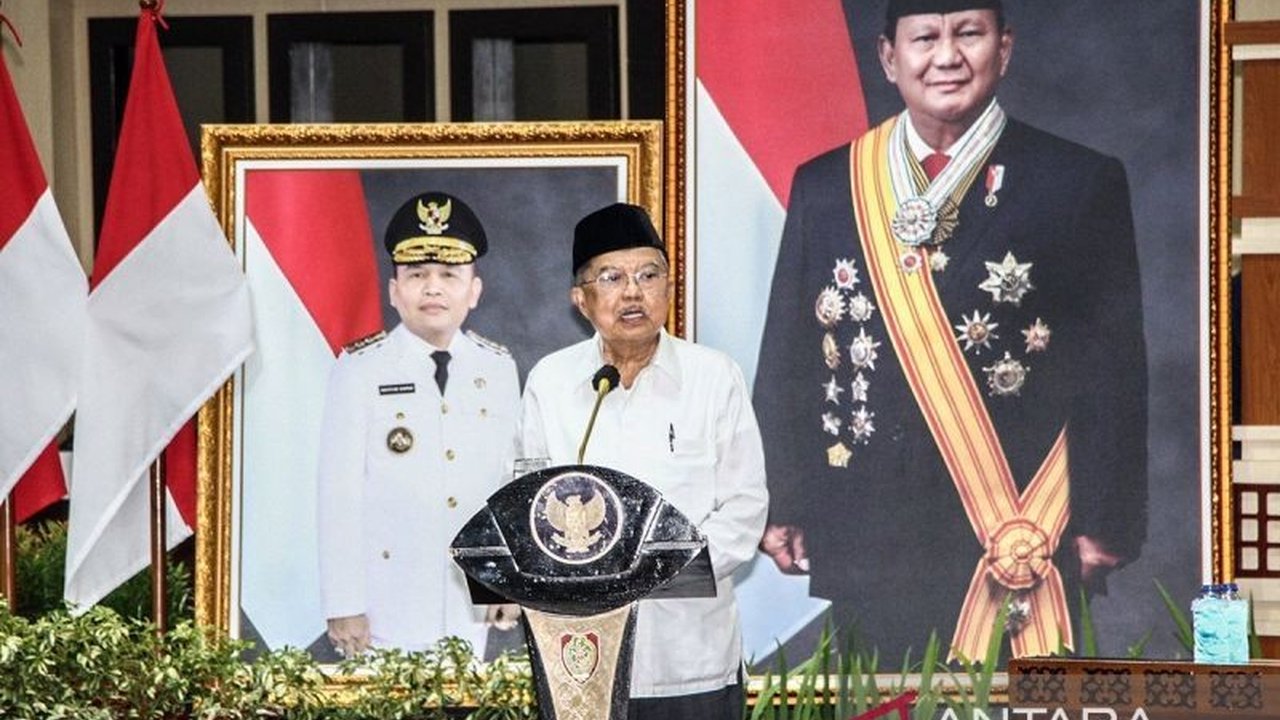 Ketua Umum DMI Jusuf Kalla menekankan Peran Masjid DMI sebagai pusat pemberdayaan masyarakat, bukan sekadar tempat ibadah, demi kemakmuran umat dan bangsa.