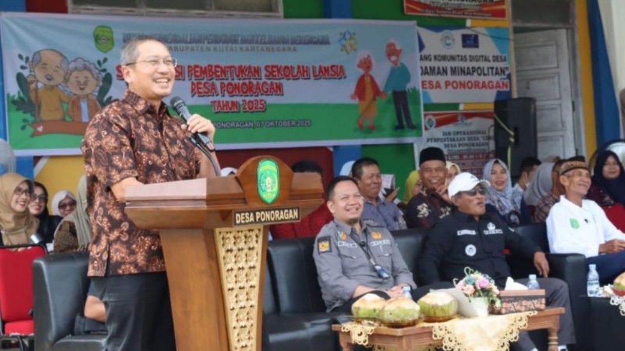 Dongkrak IPM, Pemkab Kutai Kartanegara Resmikan Sekolah Lansia Perdana