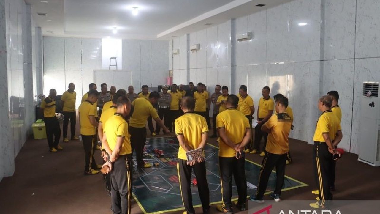 Polres Lampung Selatan siapkan pengamanan ketat untuk Ijtima Ulama Dunia 2025, memastikan kelancaran acara internasional ini. Bagaimana strategi mereka?