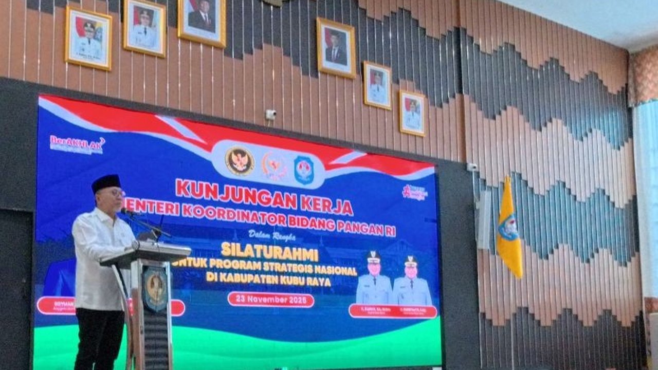 Menko Pangan Zulkifli Hasan mengajak masyarakat menyukseskan Program Makan Bergizi Gratis (MBG) untuk menggerakkan ekonomi rakyat serta membangun ekosistem pangan berkelanjutan.